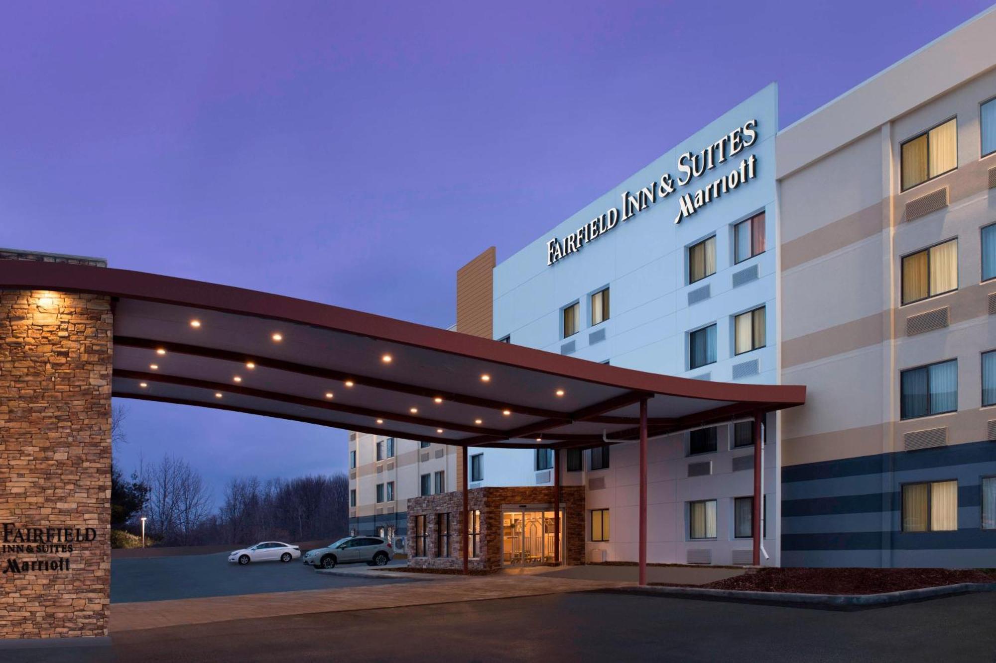 Fairfield Inn & Suites By Marriott Albany East Greenbush Exterior photo